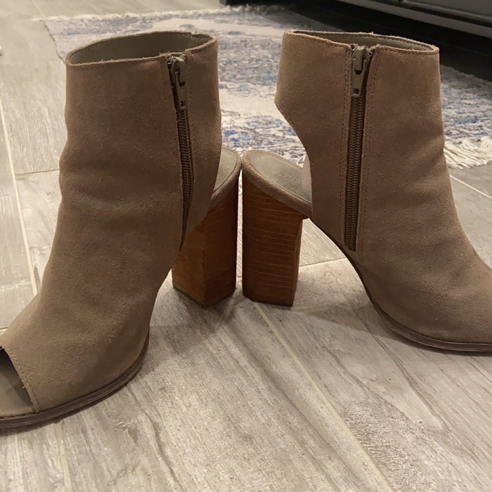 cut-out booties